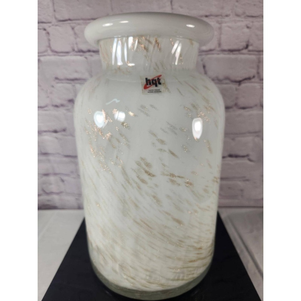 HQT HAND MADE HOME DESIGN 11.5" WHITE VASE W/ BRONZE GOLD GLITTER ACCENTS NWT